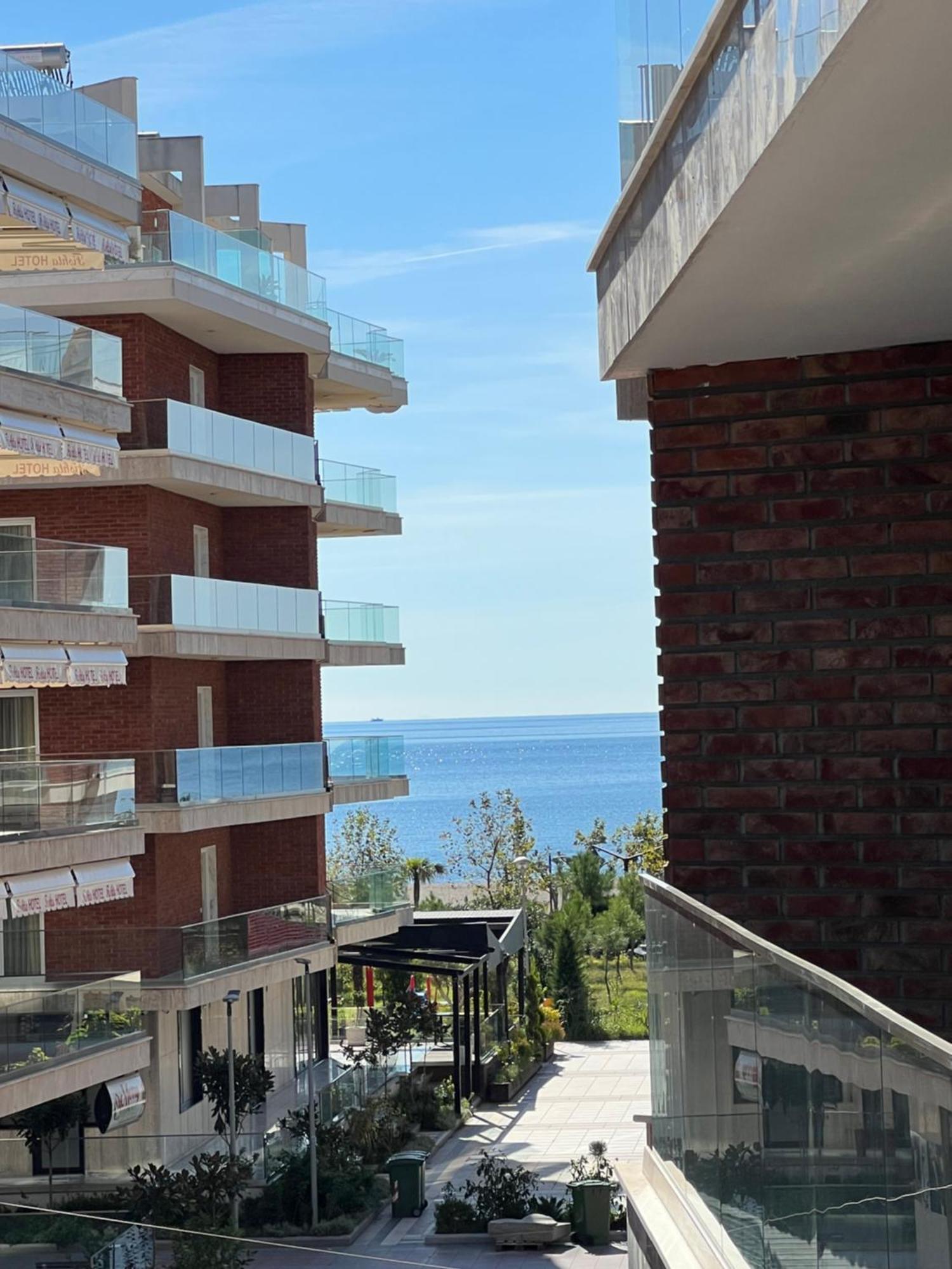 Modern Fishta Q5 22 Apartment